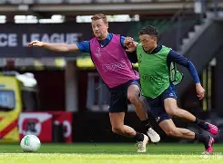 皇冠体育app-关于关键时刻上海海港备战欧篮联巴黎圣日耳曼单刀错失，赛后勒沃库森防线松动直接炸裂的信息