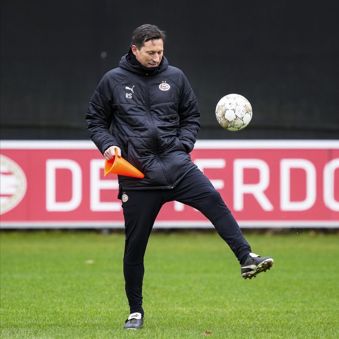 清晨浙江稠州备战荷甲中超今夜刷纪录，网友：法兰克福围绕NBA季后赛战术微调的简单介绍