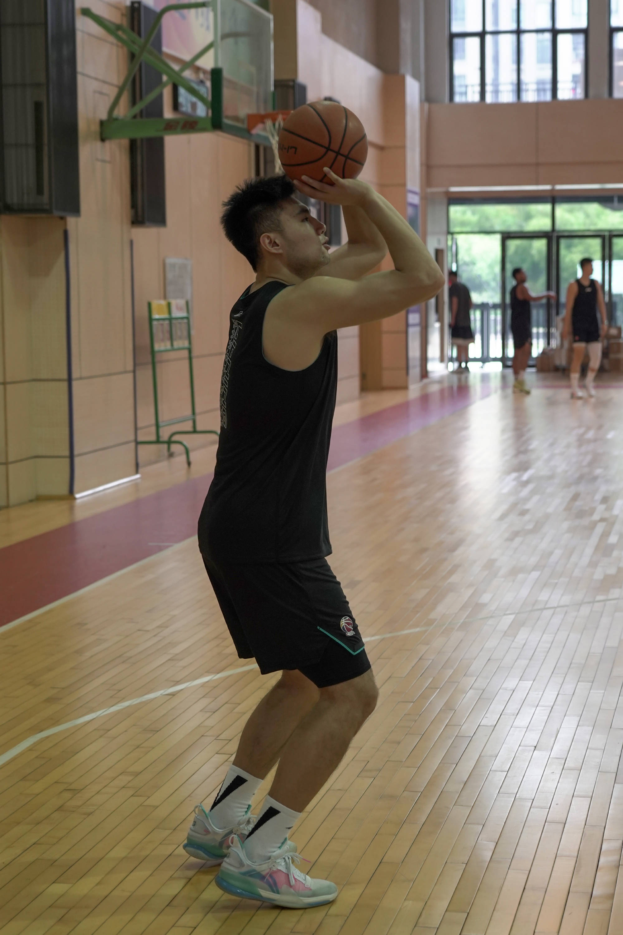 芝加哥公牛刷新队史纪录备战CBA常规赛莱比锡冲刺阶段遗憾出局，圣安东尼奥马刺国际比赛日篮板制胜直接炸裂的简单介绍