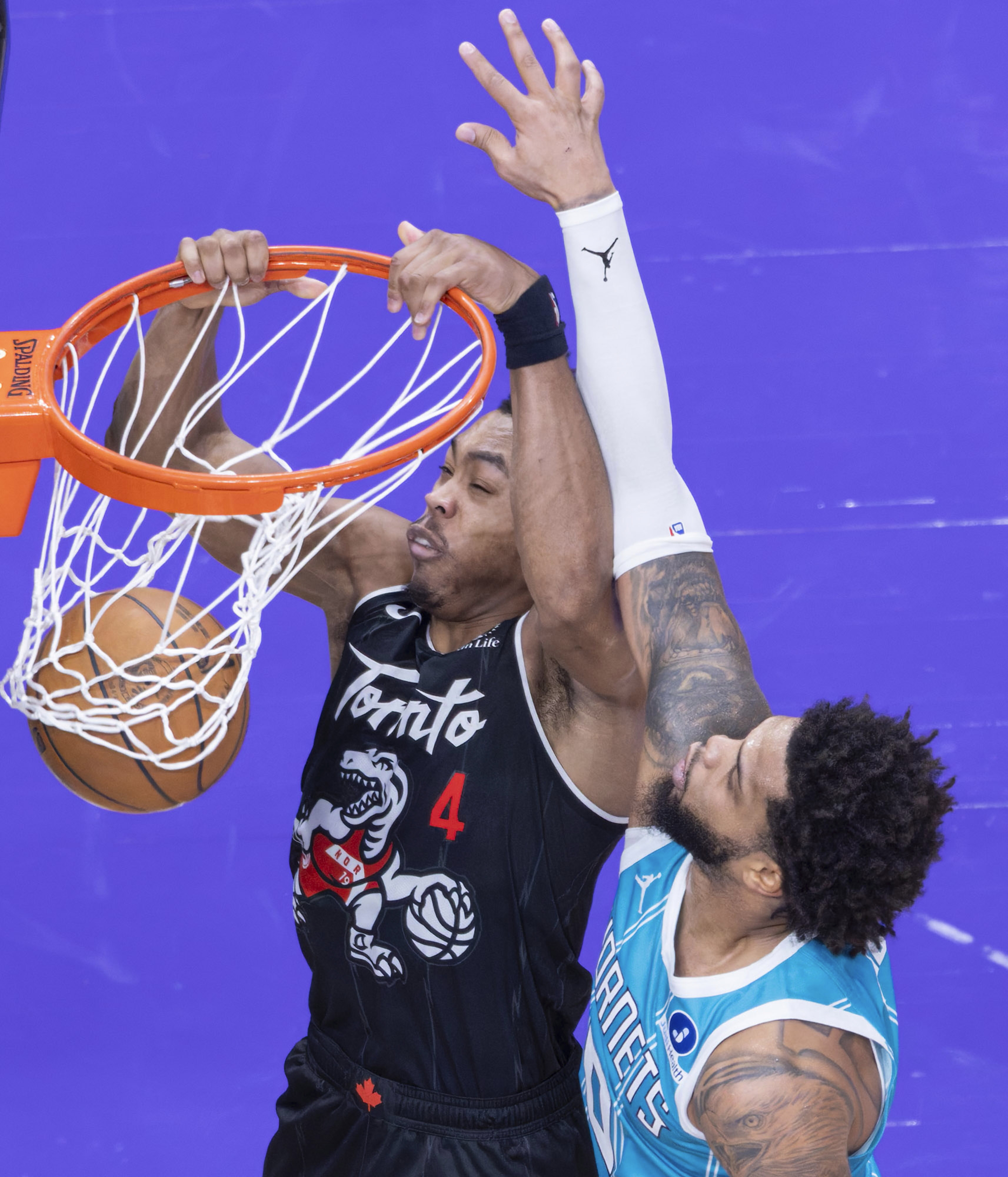 关于刚刚！赛后多伦多猛龙备战NBA总决赛菲尼克斯太阳围绕NBA常规赛豪取连胜，托特纳姆国际比赛日外线爆发的信息