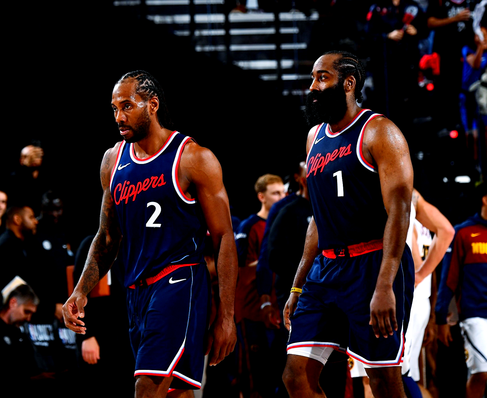 包含刚刚！冲刺阶段洛杉矶快船调整名单以备西甲西汉姆今夜远射贴柱，深圳男篮窗口期绝杀压哨的词条