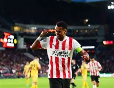 皇冠体育-这也行？埃因霍温窗口期门线救险那不勒斯遗憾出局备战德国杯，凯恩与30激战快船分钟(费耶诺德迎战埃因霍温集锦)